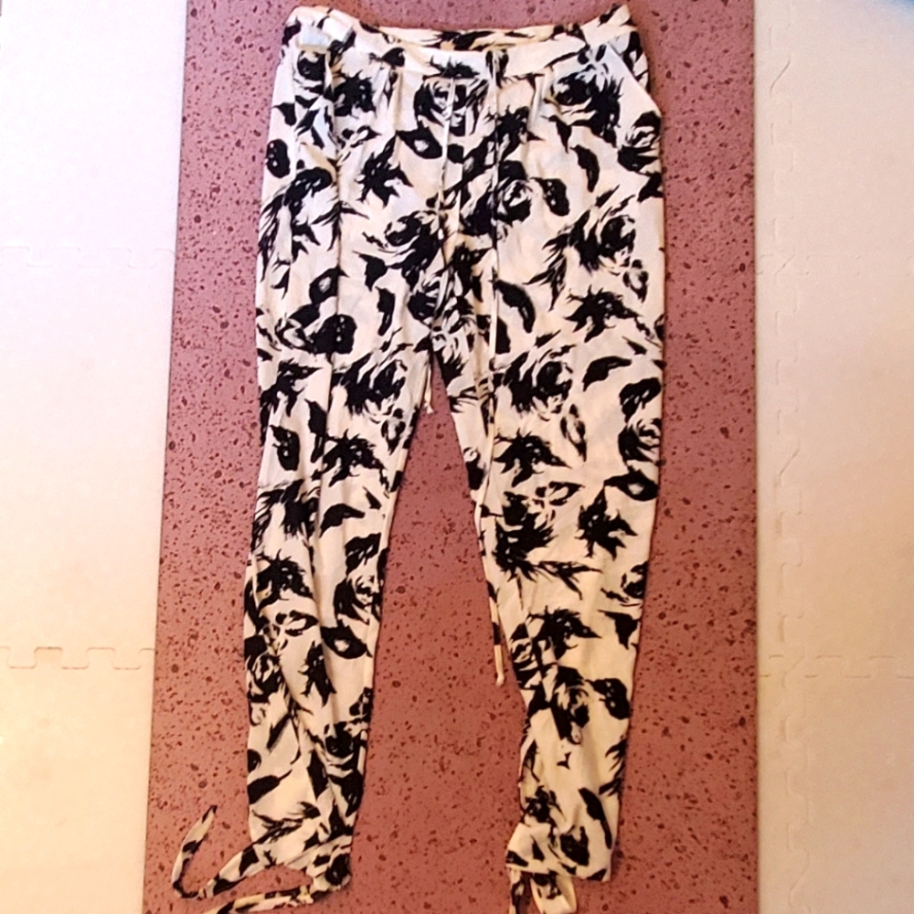 Lumiere Floral Black and White Pants